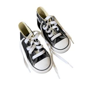 Converse high tops toddler size 6